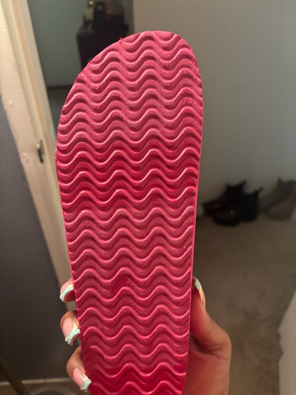 Madden Girl Pink Shoe Box with Branding - Picture 4 of 5